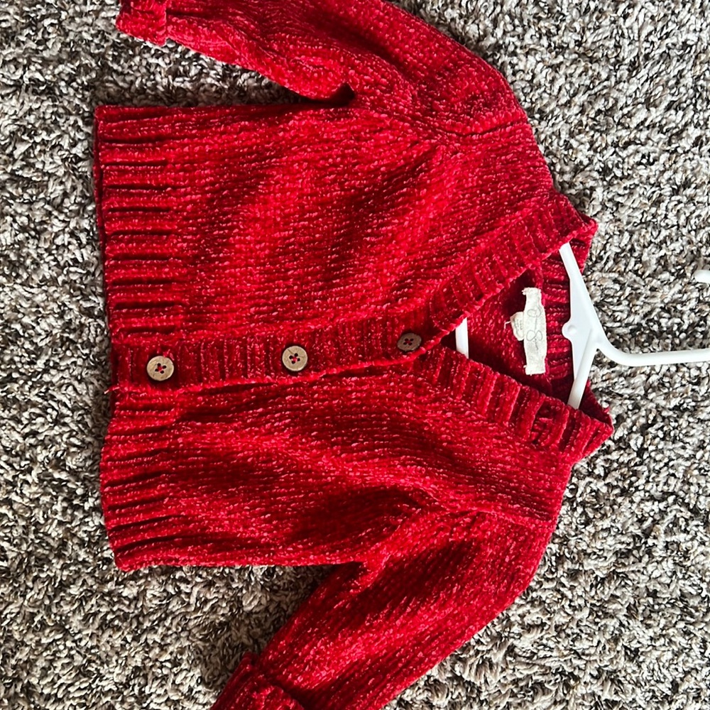 BABY SWEATER